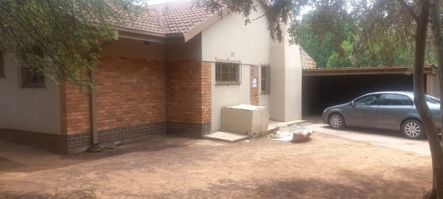 3 Bedroom Property for Sale in Riebeeckstad Free State